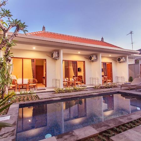 Cening Ayu Sanur Hotel Екстериор снимка