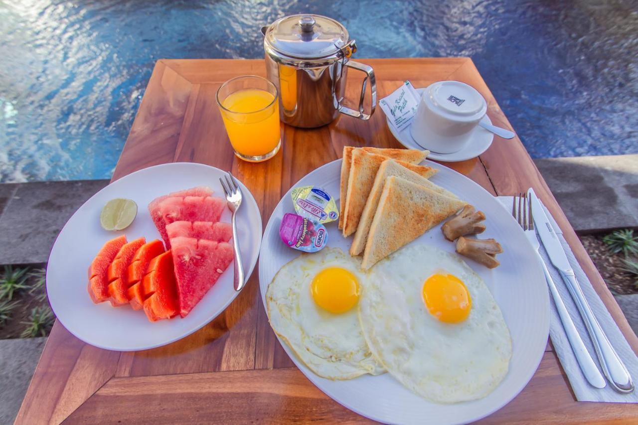 Cening Ayu Sanur Hotel Екстериор снимка
